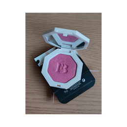 Fenty Beauty Killawatt Freestyle Highlighter