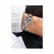 GUESS Silver-Tone Crystal Analog Watch – Stainless Steel Bracelet, Mineral Glass Lens, Water Resistant