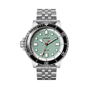 Nixon Stinger 44 Men’s Watch – 44mm Solar Analog, Stainless Steel Bracelet, Luminous Dial, 100m Water Resistant