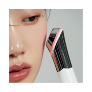 Medicube Age-R ATS Air Shot – At-Home Microneedling Skincare Device | Pore Tightening, Exfoliation & Enhanced Absorption | Smoother Skin Texture & Rejuvenation