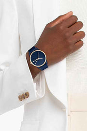 Lacoste Crocodelle Women’s Quartz Watch – Minimalist Chic, Crocodile-Textured Silicone Strap, TR90 Case, Durable Mineral Crystal